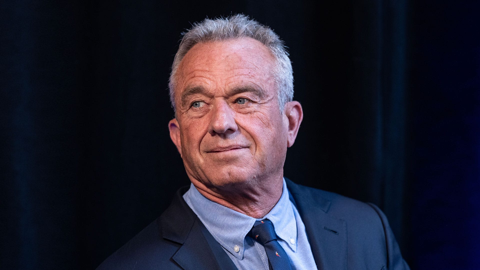 Kennedy Jr.: Retter für verfolgte Mutärzte? | Von Claudia Töpper