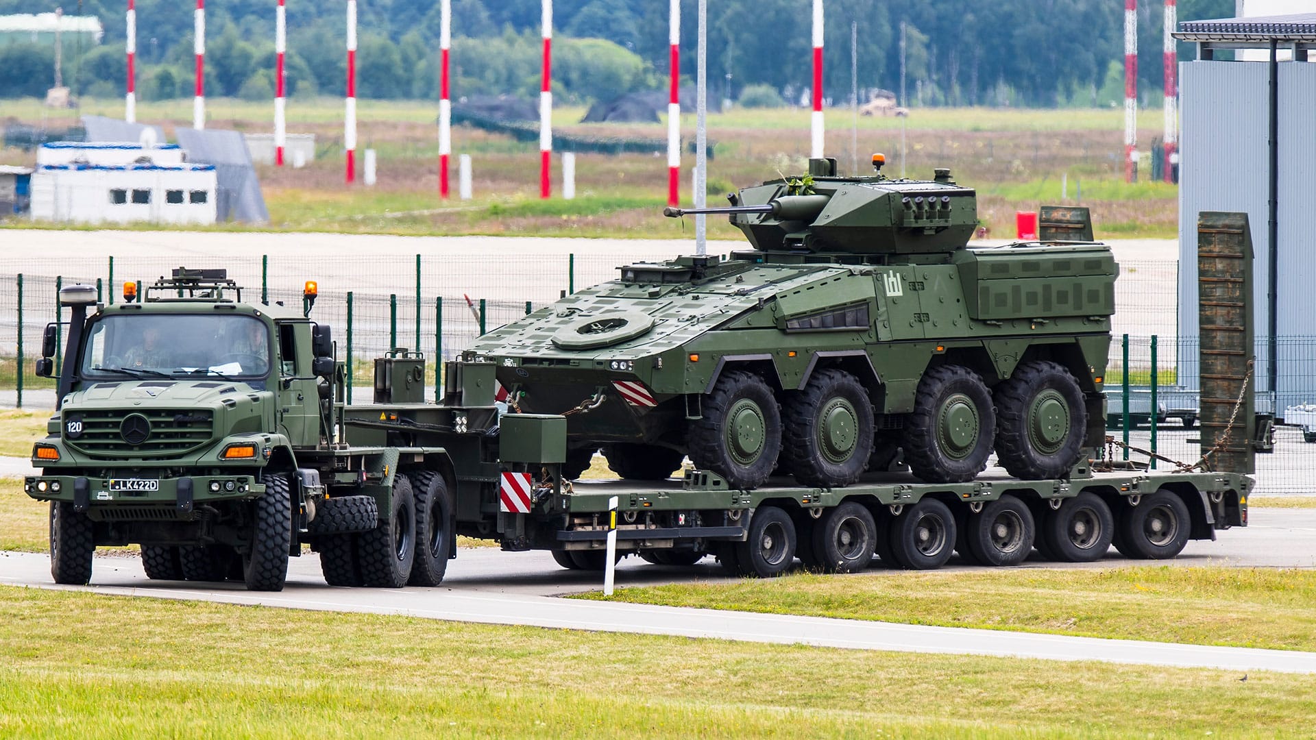 Waffen statt Wohlstand! | Von Janine Beicht