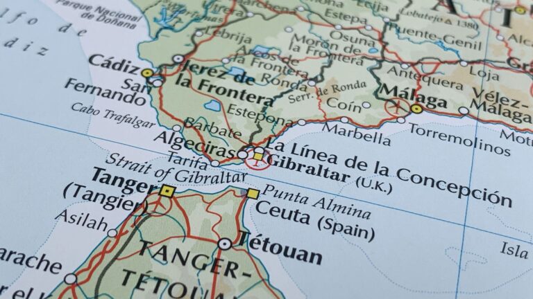 Ceuta: Die Sprache der Festung und der Preis der Erpressung | Von Dirk Ellerbrock