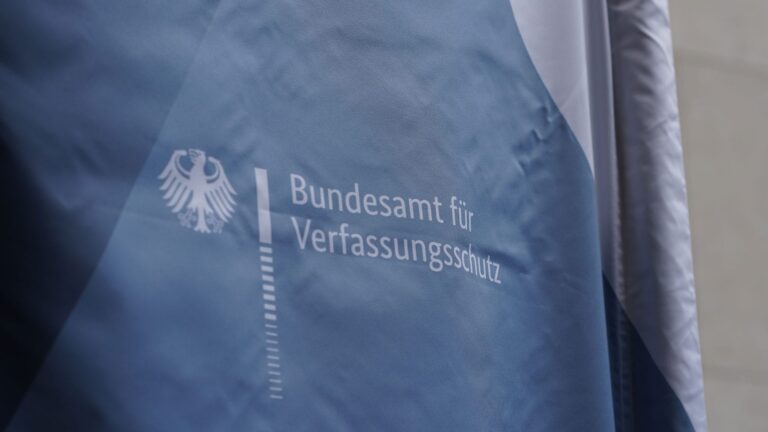 Kabinett beschließt Ausweitung der Geheimdienst-Befugnisse