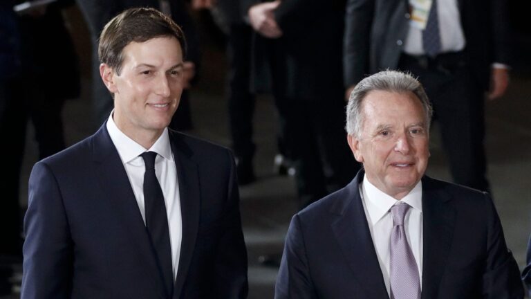 US-Unterhändler Witkoff und Kushner zu Ukraine-Gesprächen in Moskau eingetroffen