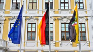 Die Brandmauer stürzt — und dahinter liegt nichts als Leere | Von Dirk Ellerbrock