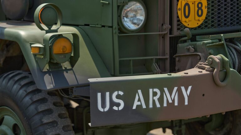 Die US-Armee als Renditequelle – Was der Zustand der Streitkräfte wirklich zeigt | Von Dirk Ellerbrock